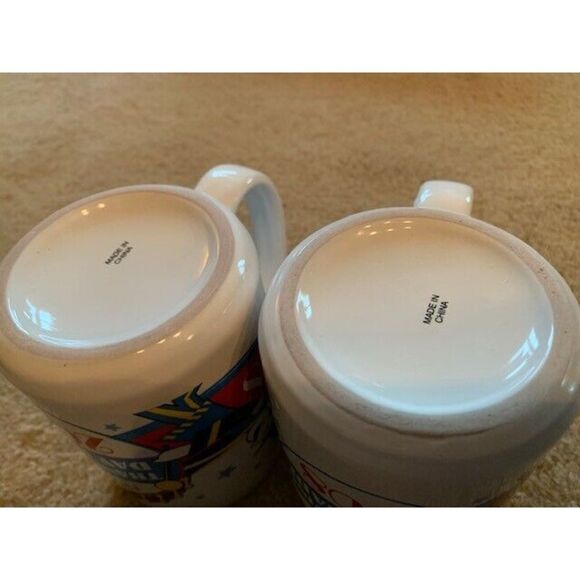 2 MACYS 2008 THANKSGIVING DAY PARADE MUGS-NEW - Picture 4 of 4